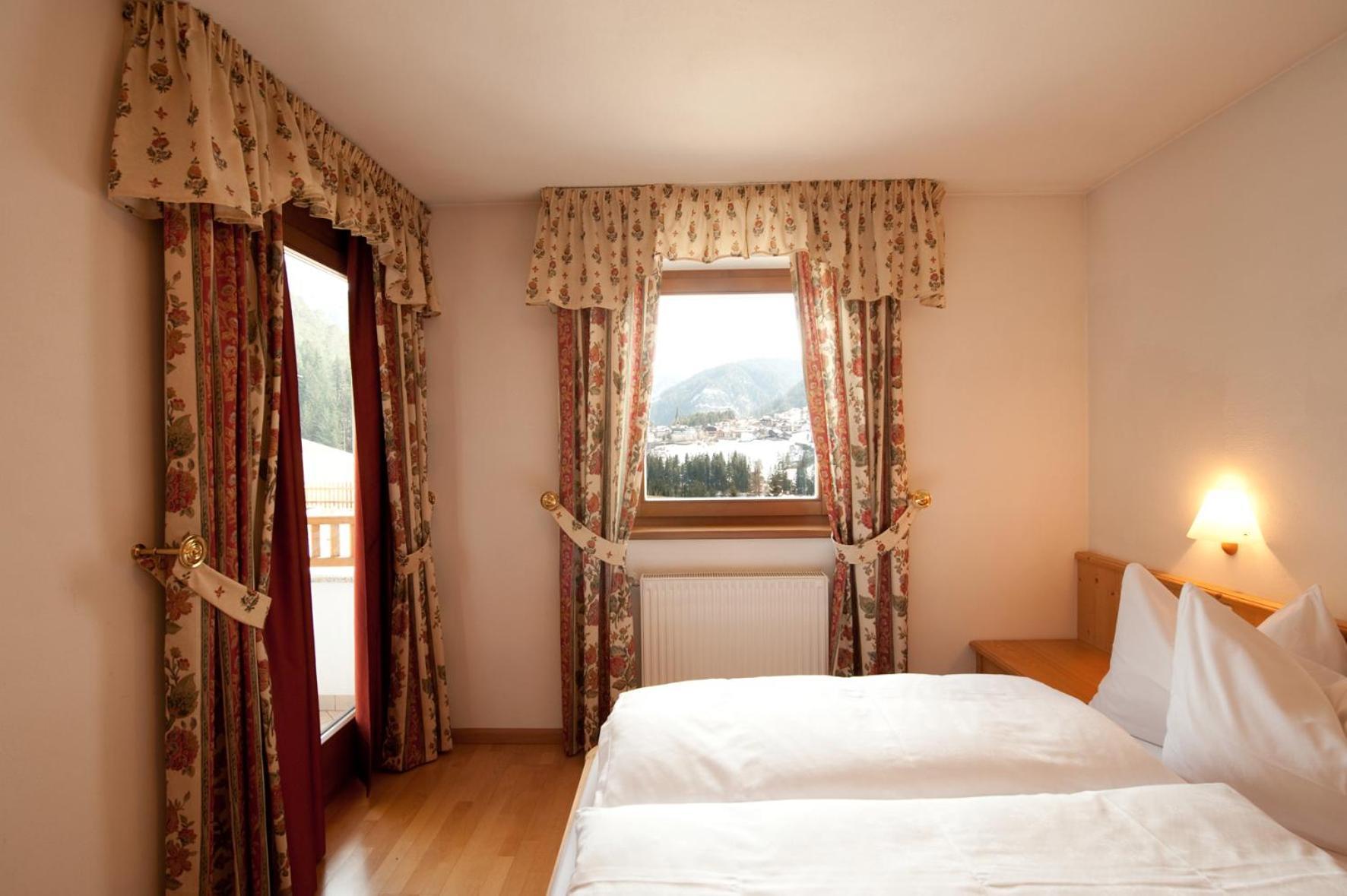 L'Grof - Al Conte Apartment San Martino in Badia Exterior photo